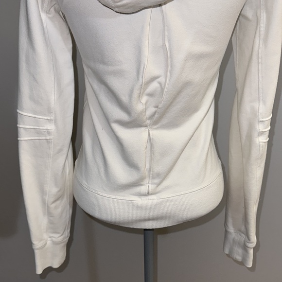 Lululemon Sanctuary Jacket - Picture 9 of 16